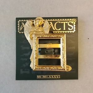 Vintage Jonette Jewelry photo frame #431